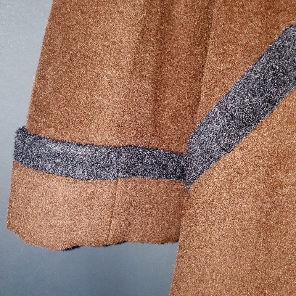 Neiman Marcus Bisang Agnona Alpaca Long Brown Coat Size 8P - Picture 6 of 14